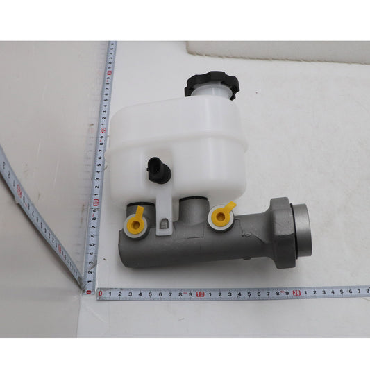 US Brake Master Cylinder New Fits For 2007-2008 Chevy Suburban Yukon 4.8L 5.3L
