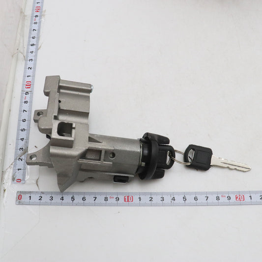 Ignition Lock Cylinder Switch & Housing For Chevy GMC C/K 1500-3500 Tahoe 98-00
