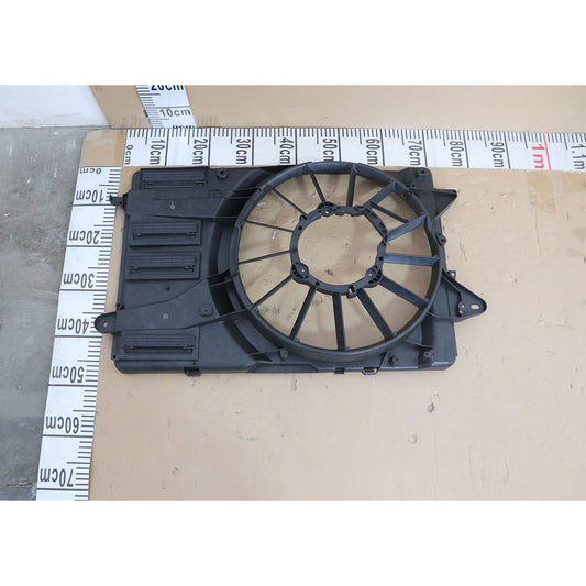 Replacement Radiator fan cover housing 85109578 For Chevrolet Malibu 2021-2024