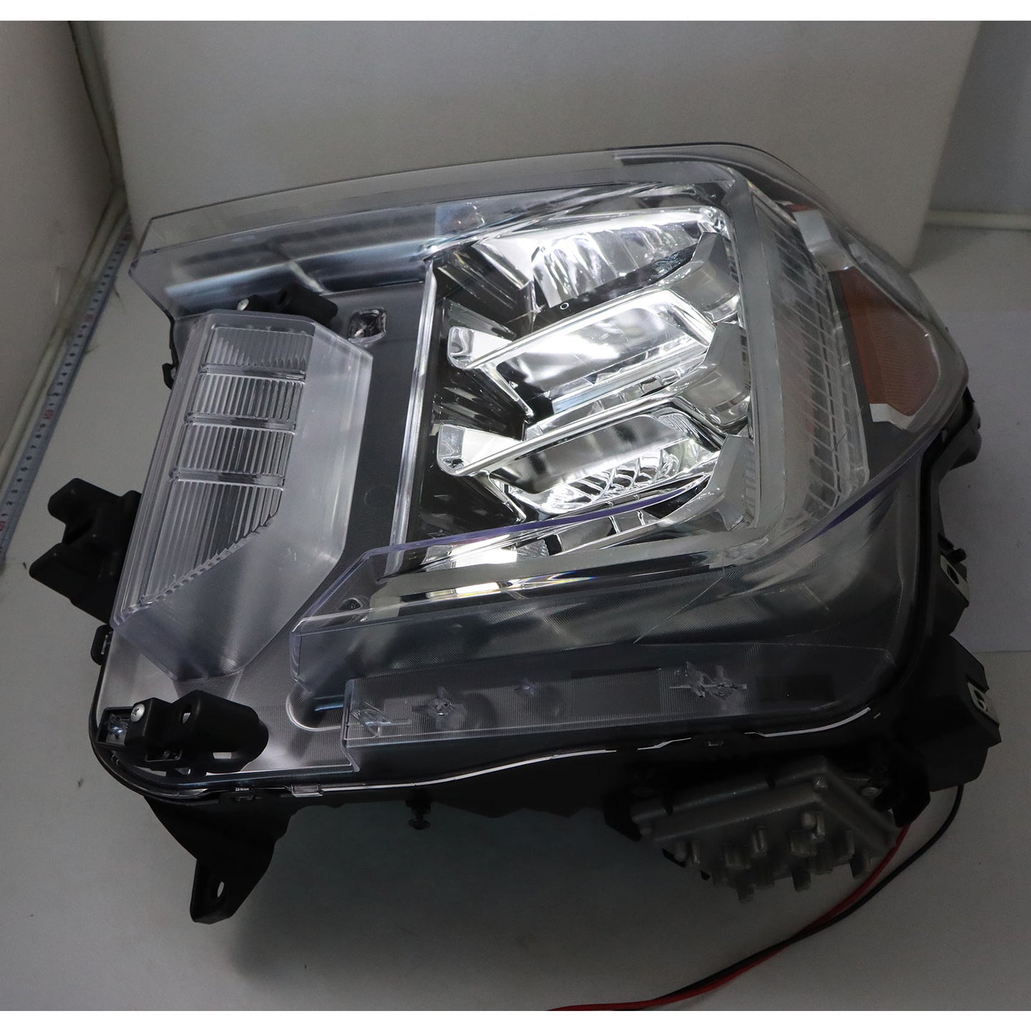 For GMC Sierra 2020 21 22 2023 HeadLight Lamp Assembly Left Driver Side 86788463