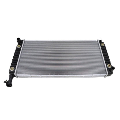 84916454 Radiator For Chevrolet Express 2500 3500 Savana 2500 3500 2021-2023 V8