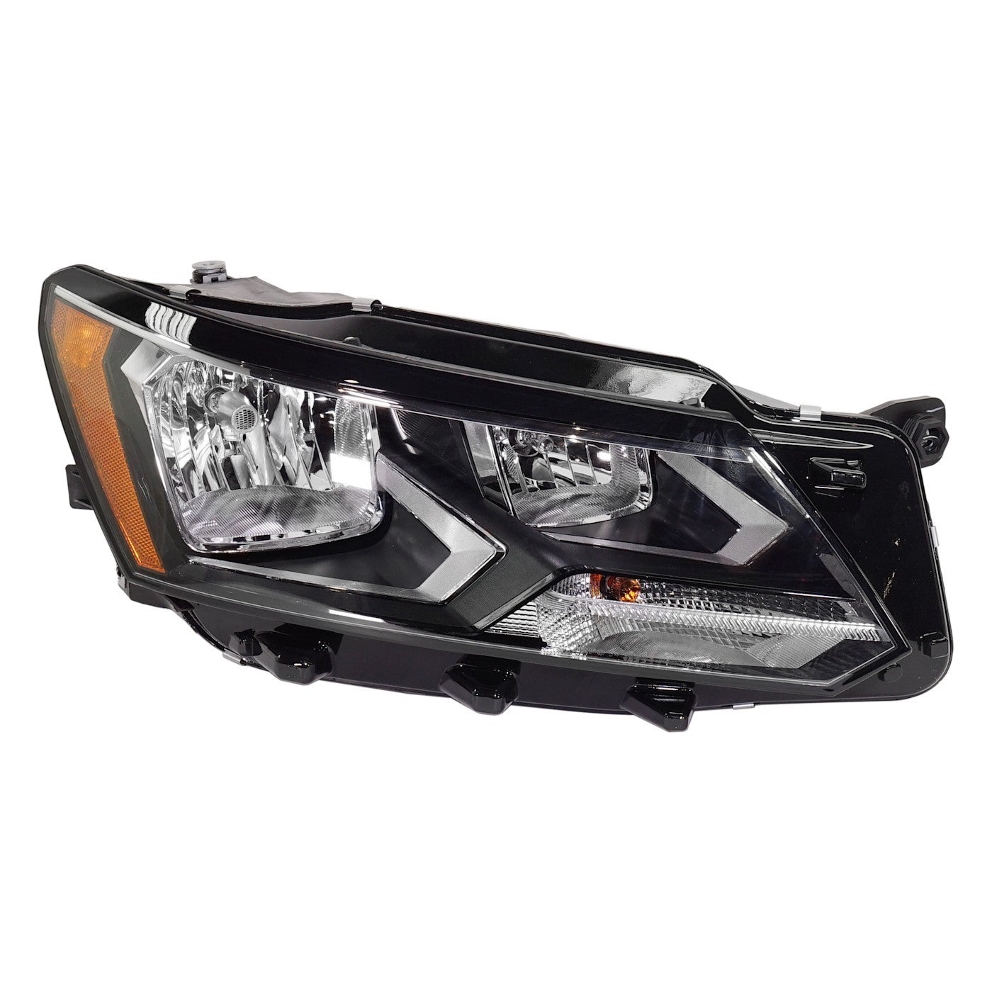 For 2016-2019 Volkswagen Passat Headlight Halogen Passenger Side Right Assembly