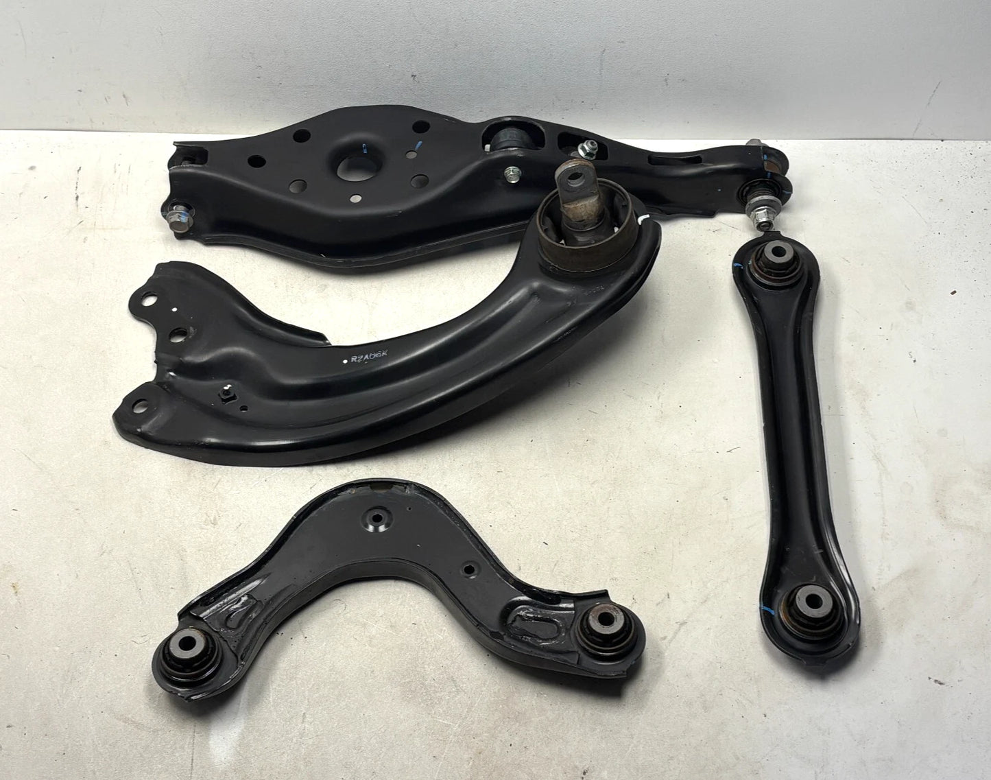 4 PCS For 22-2024 Honda Civic Rear Right Upper & Lower Control Arm 52350-T20-A00