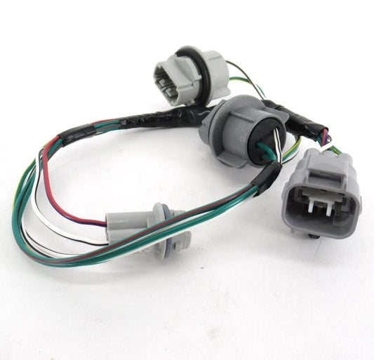 New For 2005-2015 Toyota Tacoma Rear Tail Lamp Light Socket Harness 81555-04150
