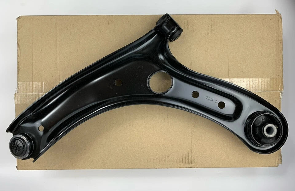 For Hyundai Venue 20-24 Right Passenger Side Front Lower Control Arm 54501-K2000