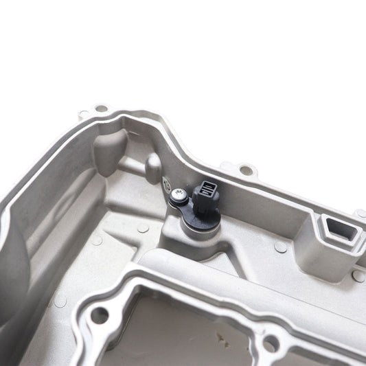55583114 25203563 New Valve Cover Fits Chevrolet Malibu Hybrid 1.8L L4 2016-2019