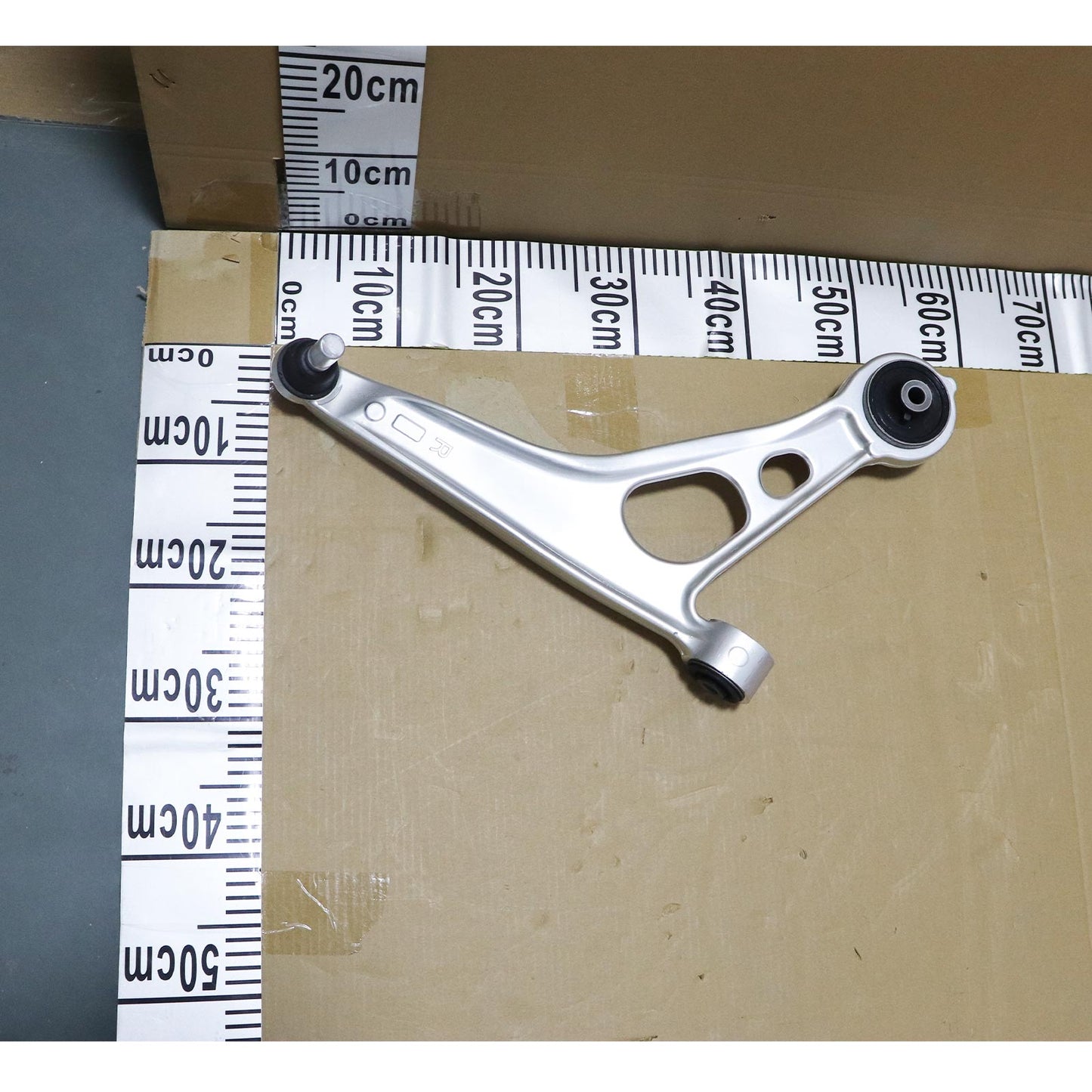 Suspension Lower Control Arm Front Right For Nissan Rogue S Sport 4-Door 2022
