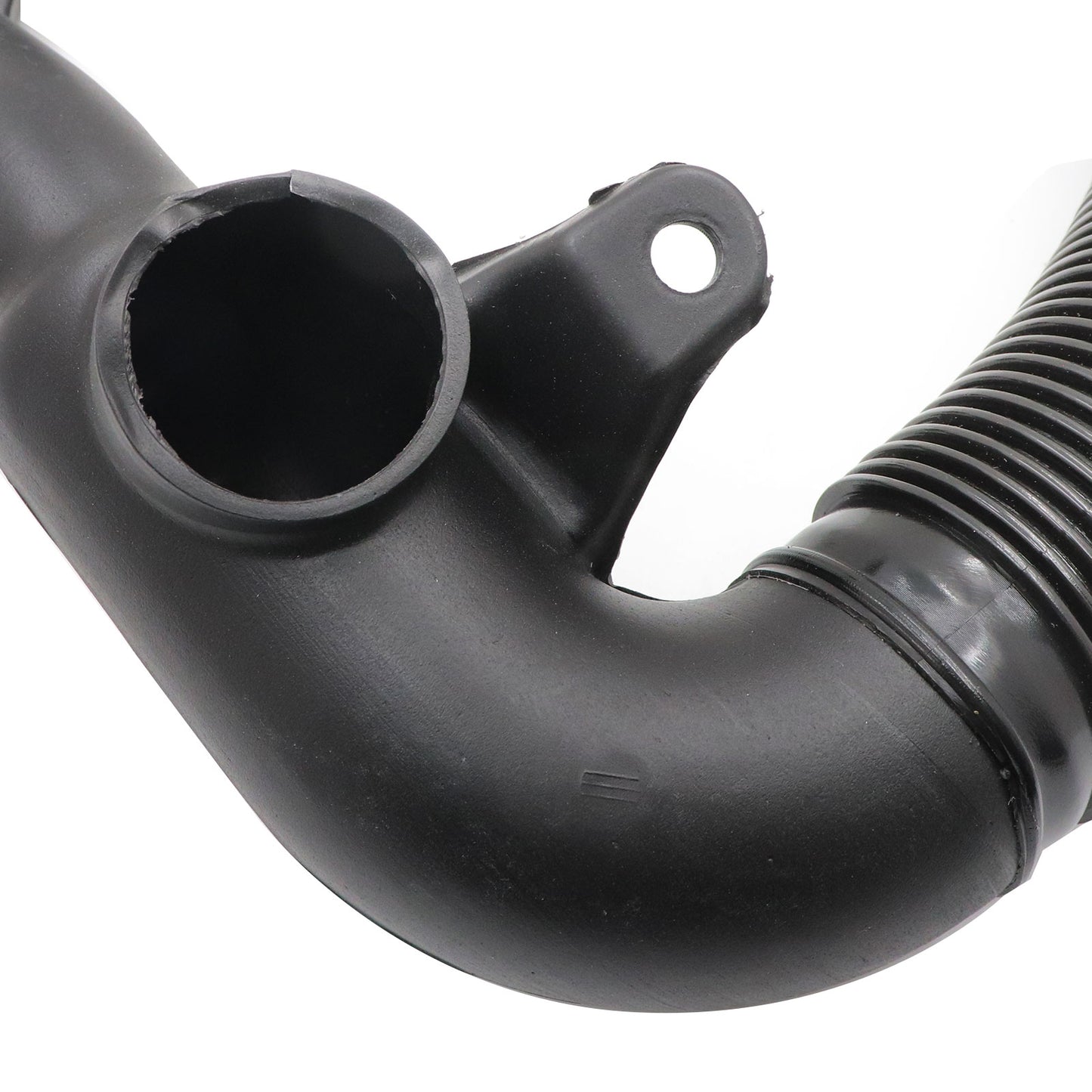 New Engine Air Inlet Pipe Hose Tube For Pontiac Vibe 2003-2008 1.8L 17751-0D050