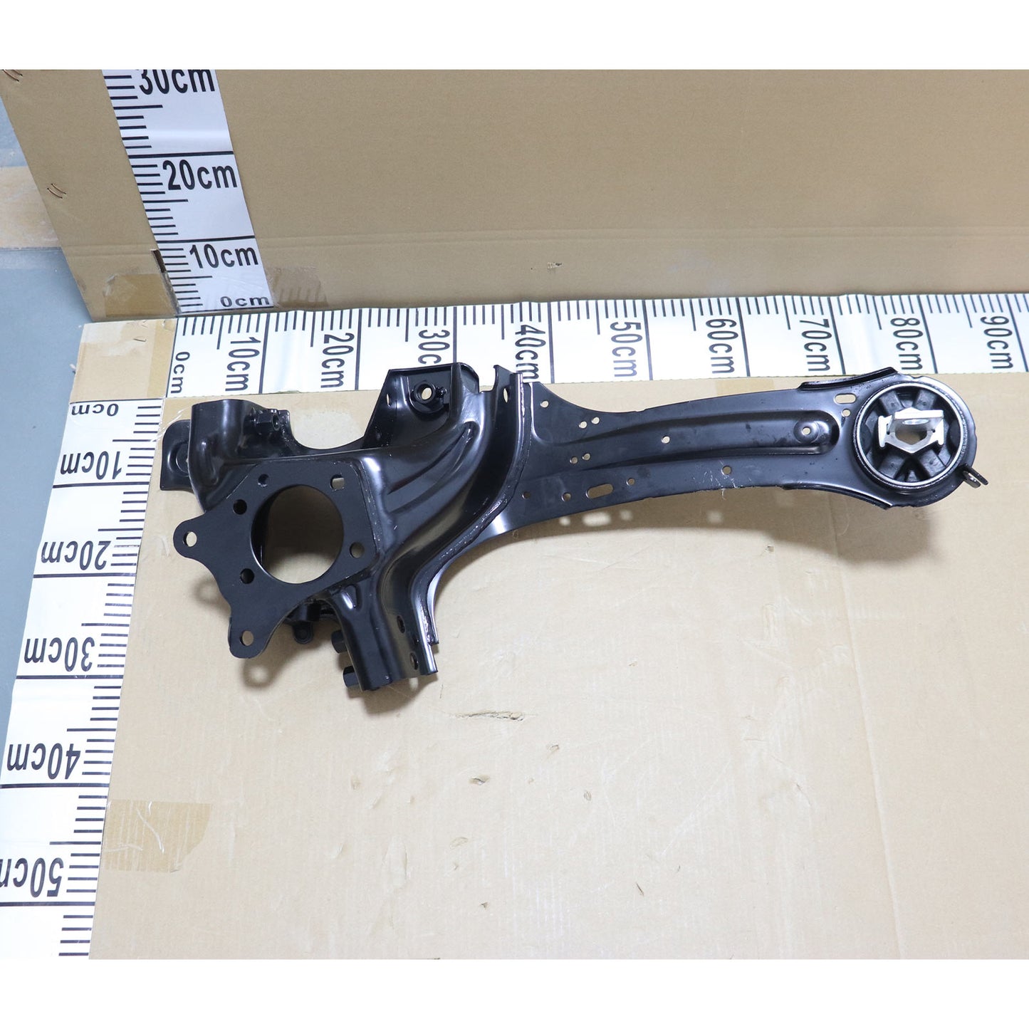 For Volvo XC60 2010-2016 / XC70 2008-2016 Rear Lower Left Trailing Control Arm