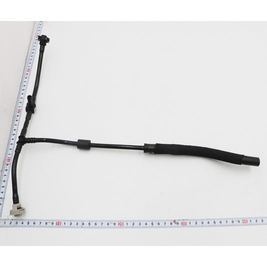 8R0121081AN 3.0T Engine Coolant Overflow Tank Hose Fit AUDI Q5 2013 2014-2017