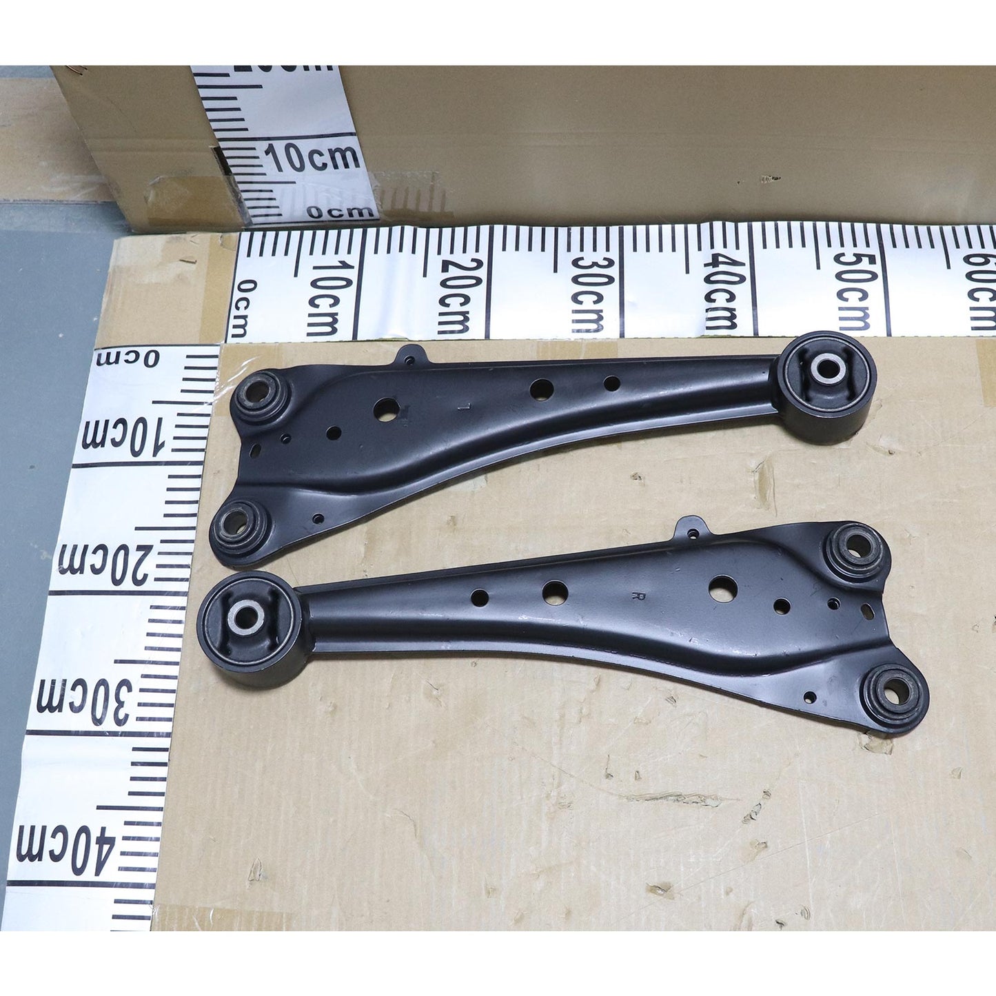 Control Arm Lateral Arm Rear Pair LH+RH Left - Right For Toyota RAV4 2006-2018