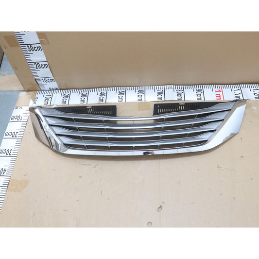 5310108040 Front Bumper Center Grille For Toyota Sienna 2015-2017