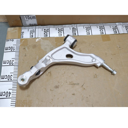 Front Left Suspension Lower Control Arm For LEXUS RC350 GS350 RC300 48640-30320