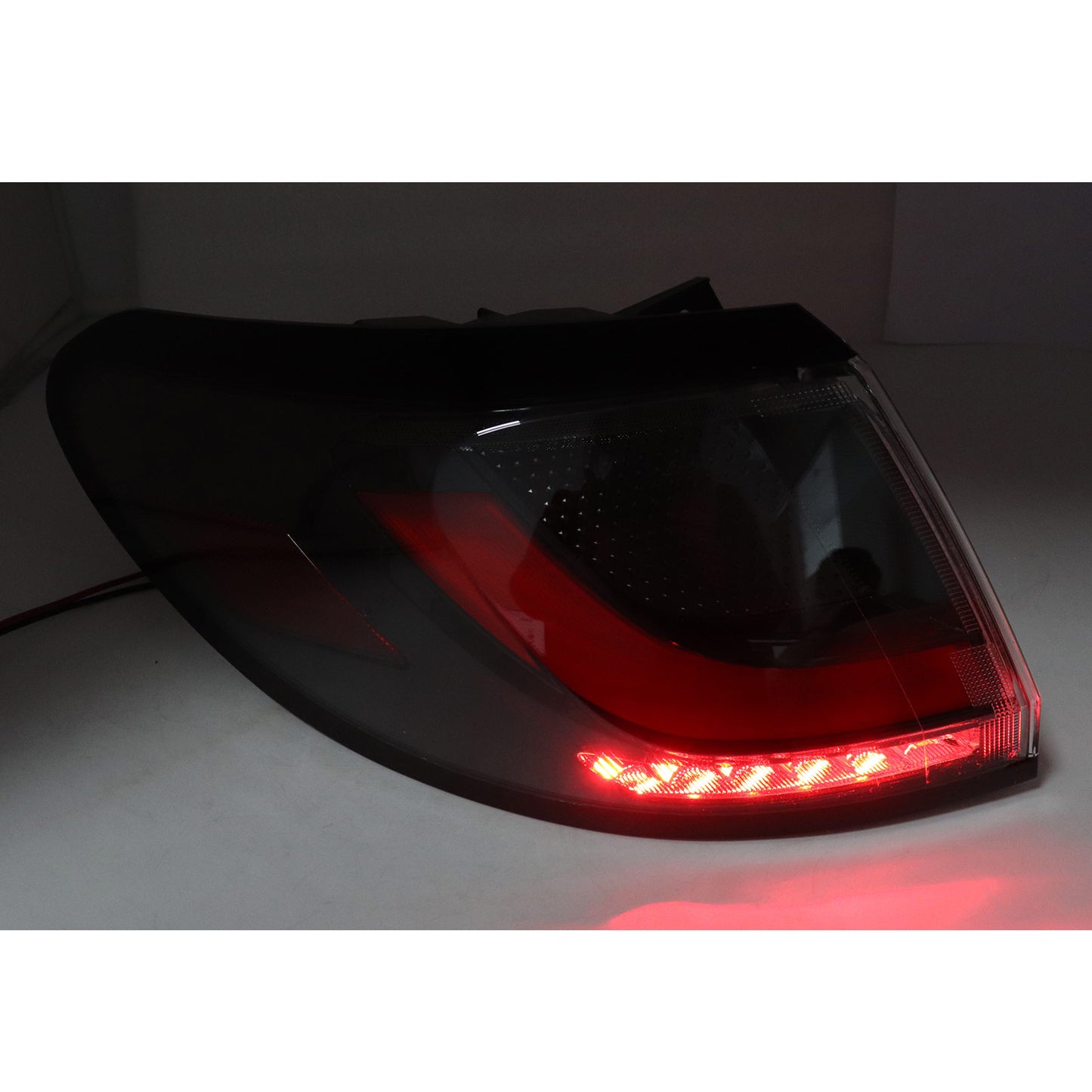 LED Tail Light Rear Brake Outer Lamp Left Driver Side For 2023-2024 Honda HR-V