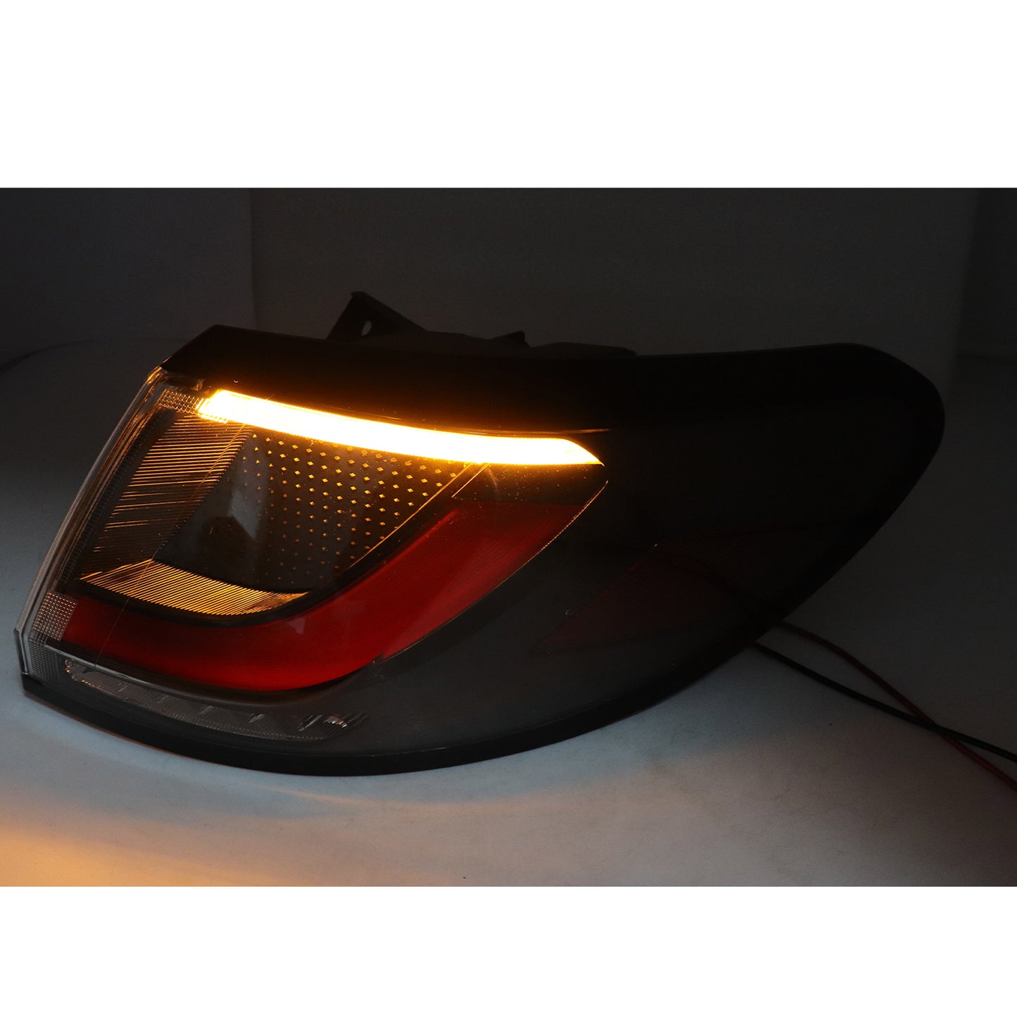 Passenger Right LED Tail Light Outer For 2023 2024 2025 Honda HR-V 335003W0A01