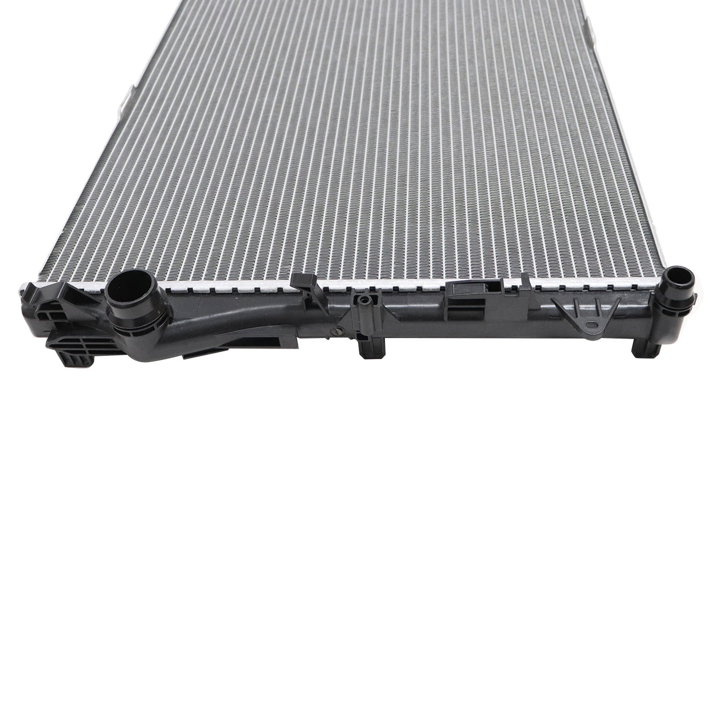 For Mercedes-Benz GLA35 AMG GLB35 AMG 2.0L L4 2021-2023 Radiator 0995001803