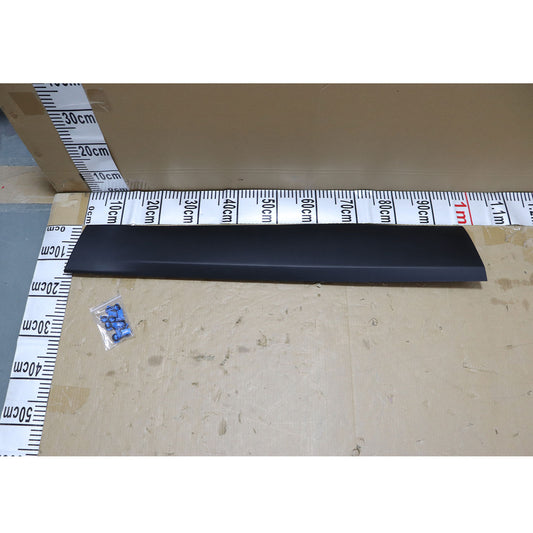 Door Moldings And Beltlines Front Passenger Right Side Hand 6VX66RXFAC for Jeep