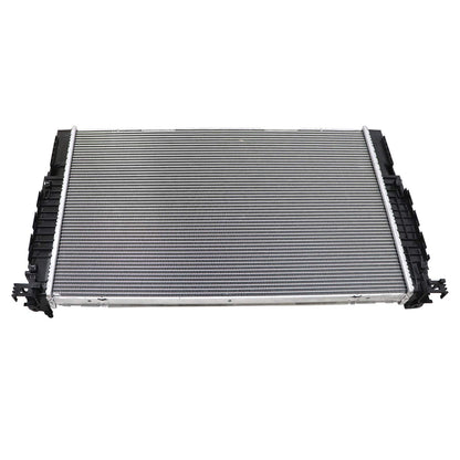 Fit for BMW G12 G30 G32 530i 540i 740i 640i GT xDrive 17118743663 Radiator
