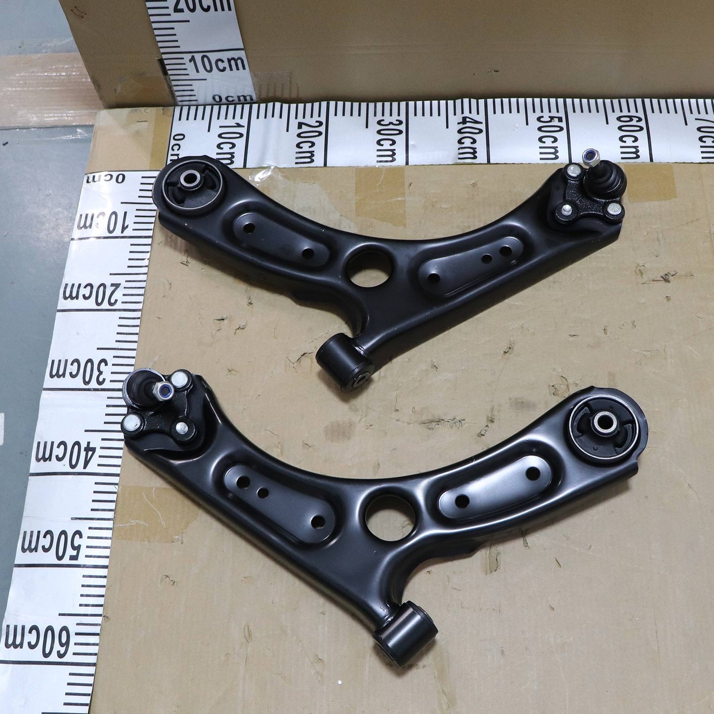 2Pcs Front Lower Control Arms Ball Joints For Kia Forte 2019-2023 Forte5 20-23