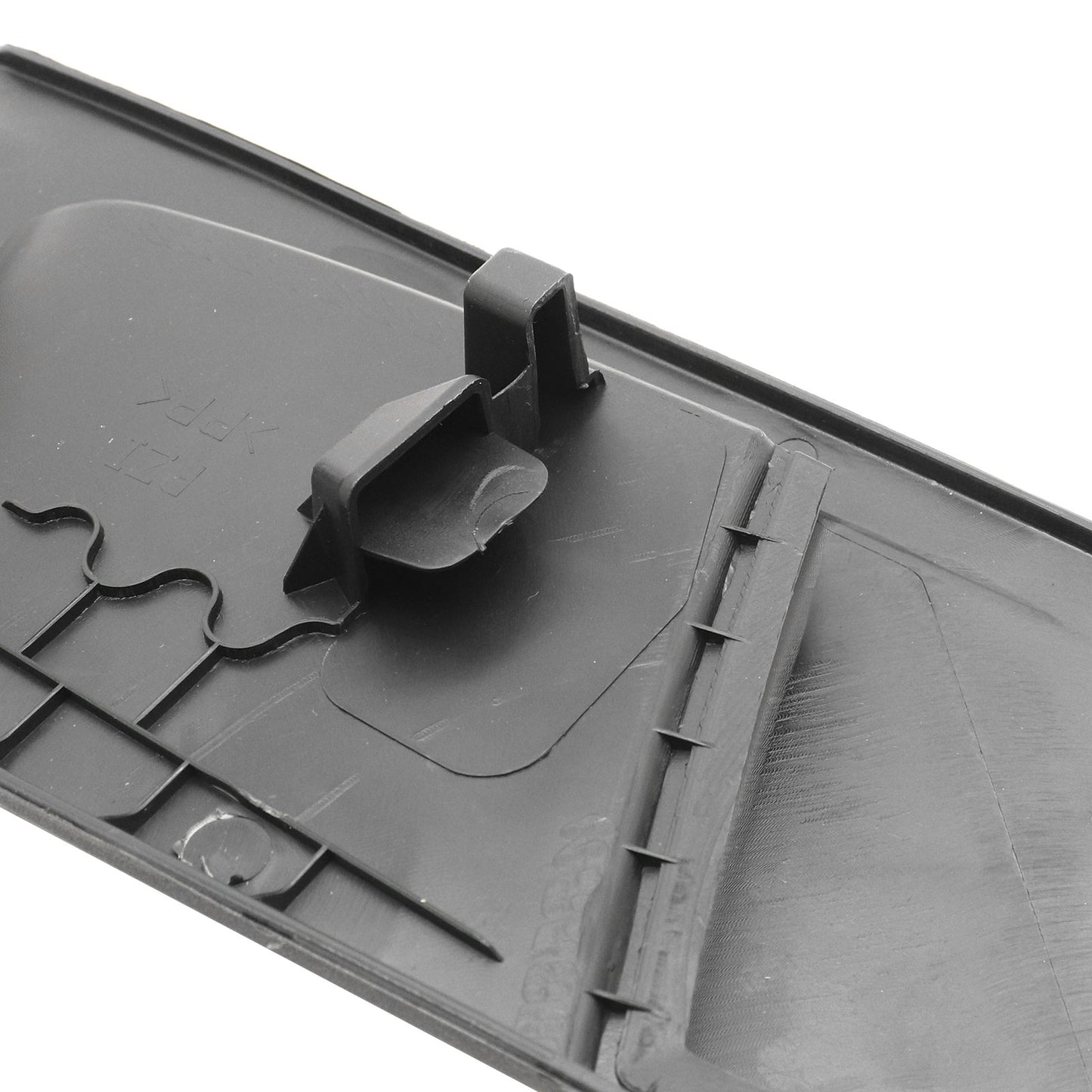 Left Side For 2011-2019 Ford Fiesta BE8Z5462187CB Seat Shield Outer Cover Trim