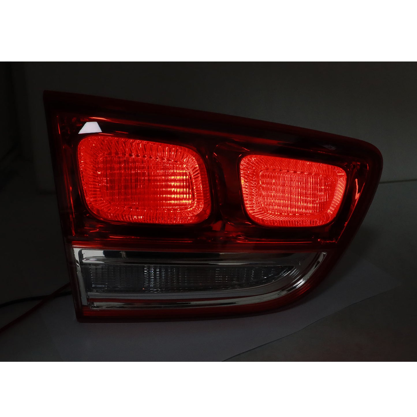 For 2016 2017 2018 Kia Sorento Red Tail Light Driver Left Side Rear Lamp Inner