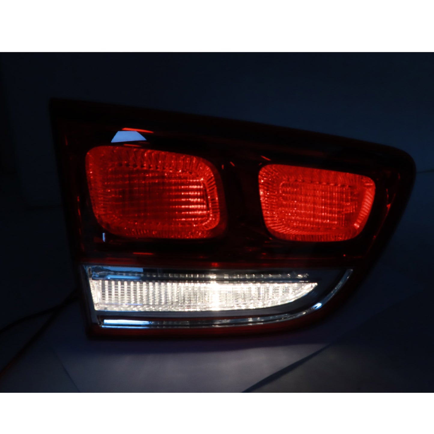 For 2016 2017 2018 Kia Sorento Red Tail Light Driver Left Side Rear Lamp Inner