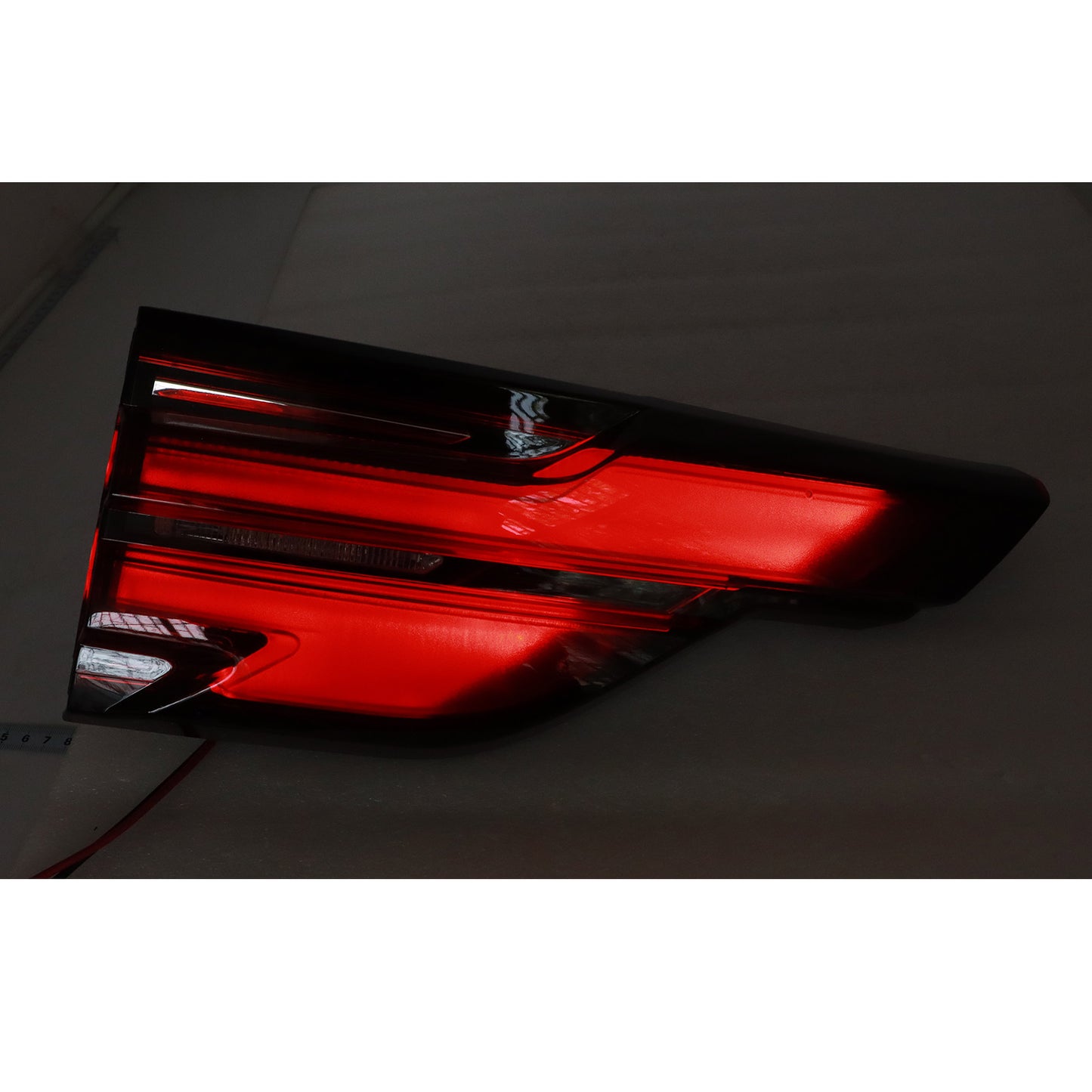 1x Driver Left Tail Light Inner LED Brake Lamp For Chevrolet Traverse 2022-2024