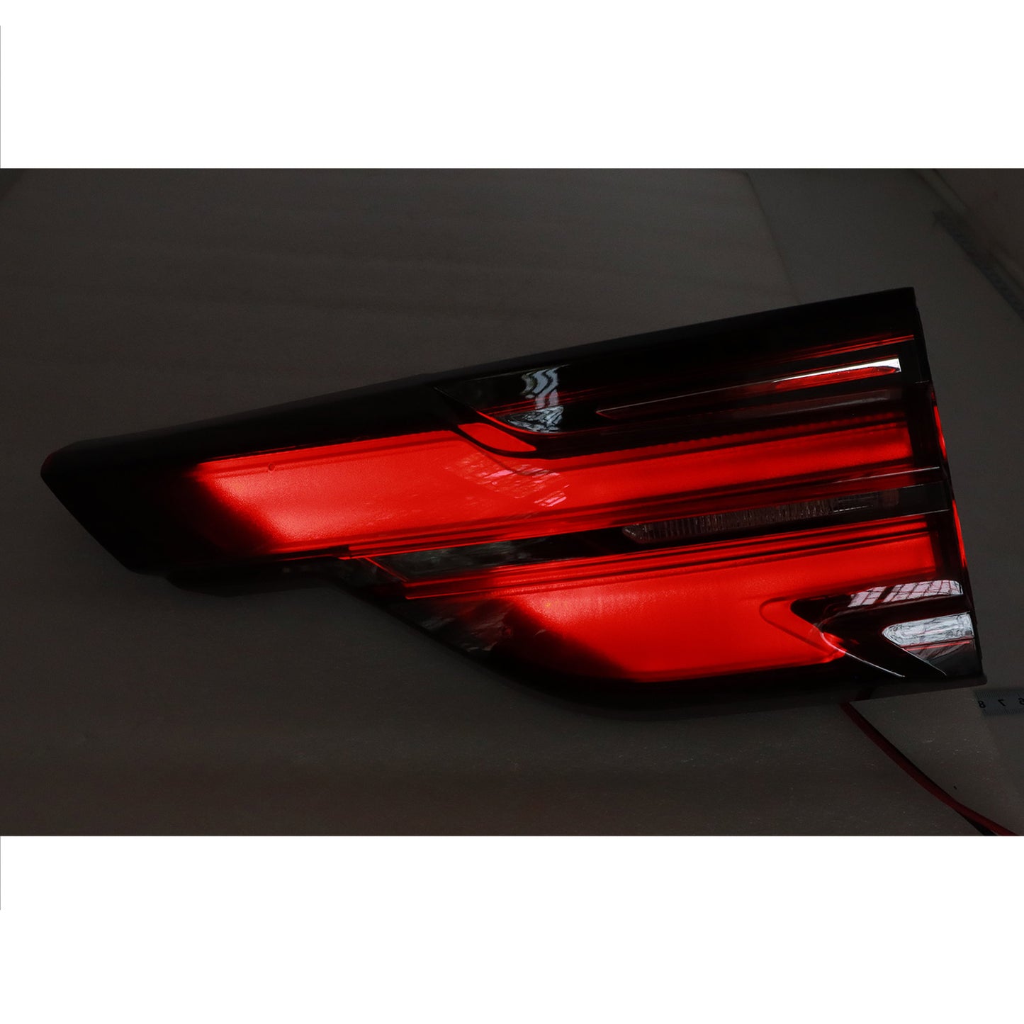 Right Side Inner Tail Light LED Brake Lamp for Chevrolet Traverse 2022 23-2024