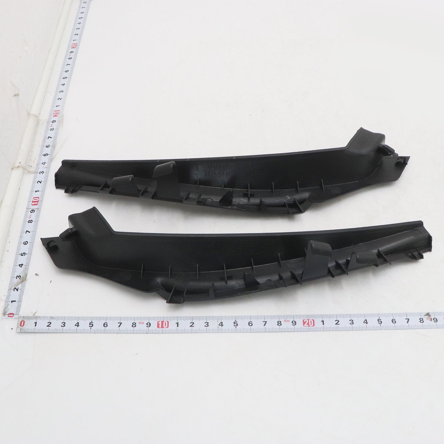 For 2013-19 Nissan Sentra Front Windshield Wiper Side Cowl Extension Cover