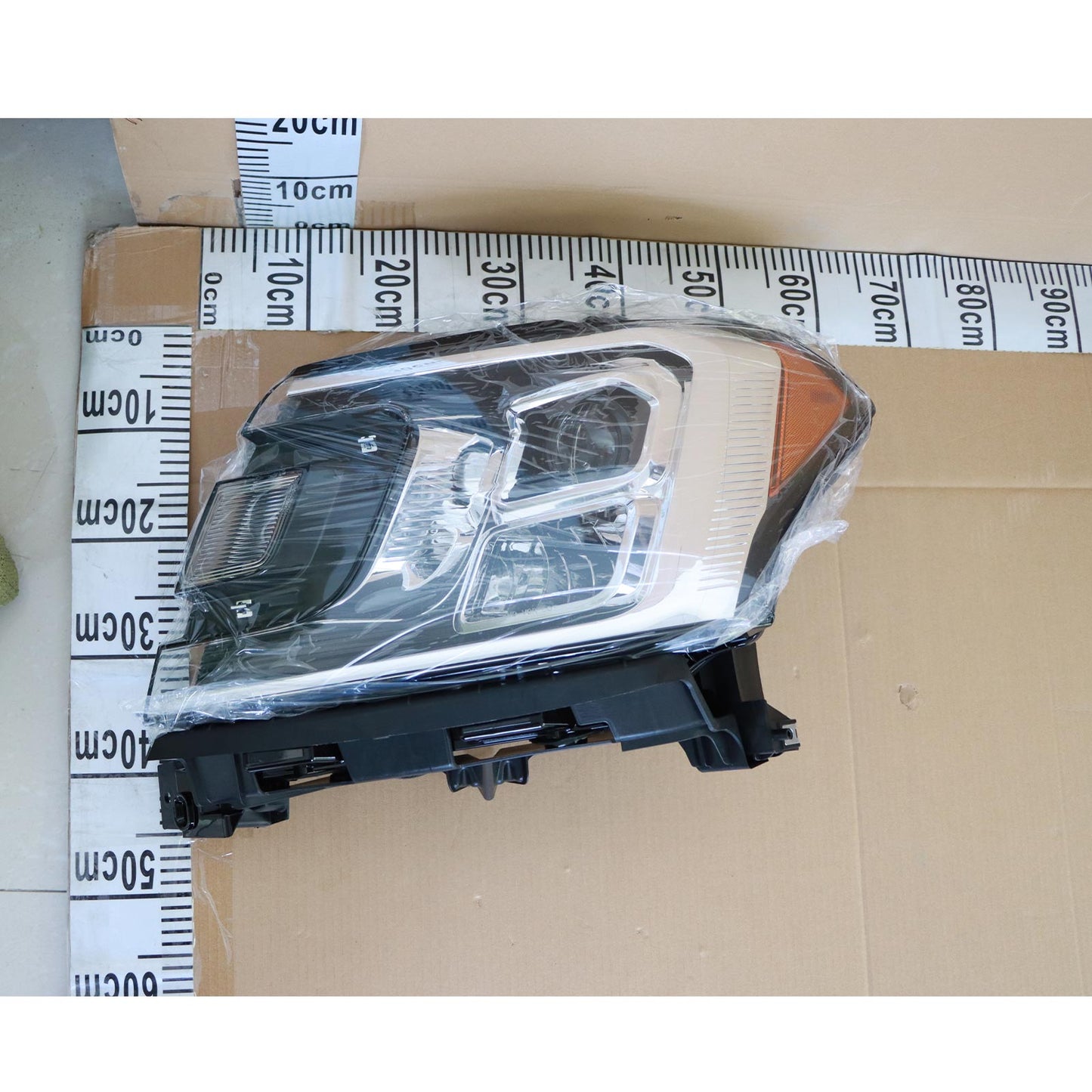 Driver Left Halogen Headlight For Ford Expedition 2018-2019 20 2021 with Bulb(s)