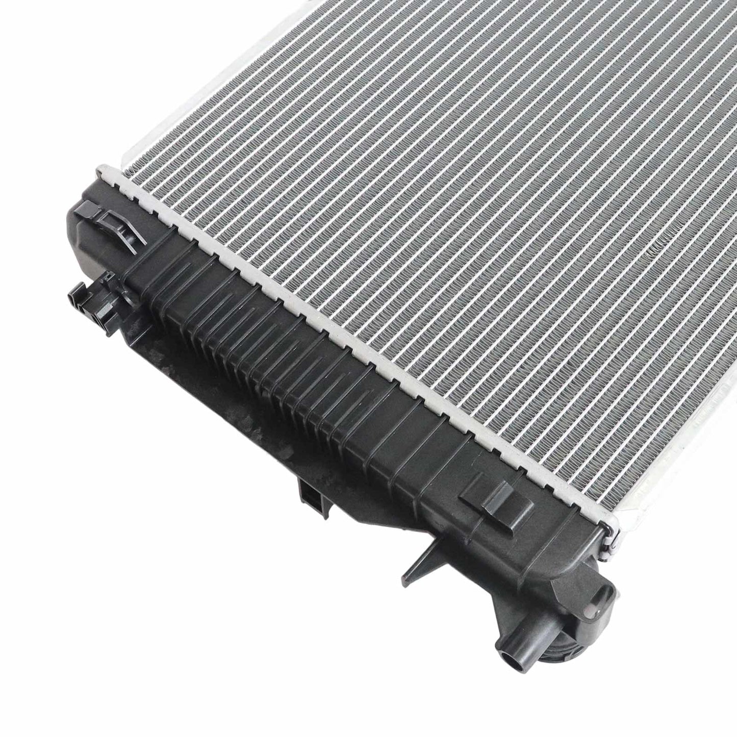Radiator For Mercedes-Benz 2019-2022 Sprinter 2500 3500XD 2.0T 3.0T 9065000102