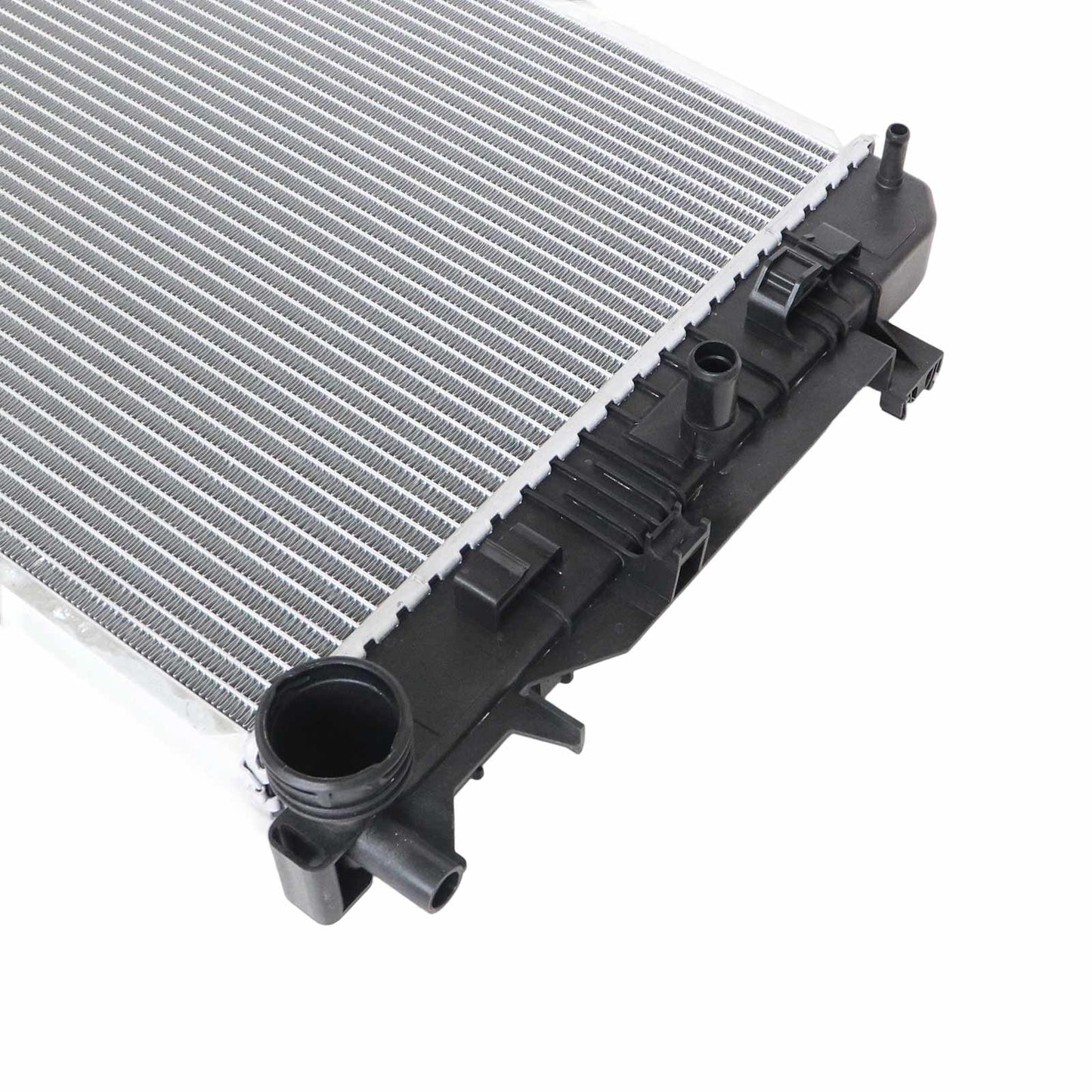 Radiator For Mercedes-Benz 2019-2022 Sprinter 2500 3500XD 2.0T 3.0T 9065000102