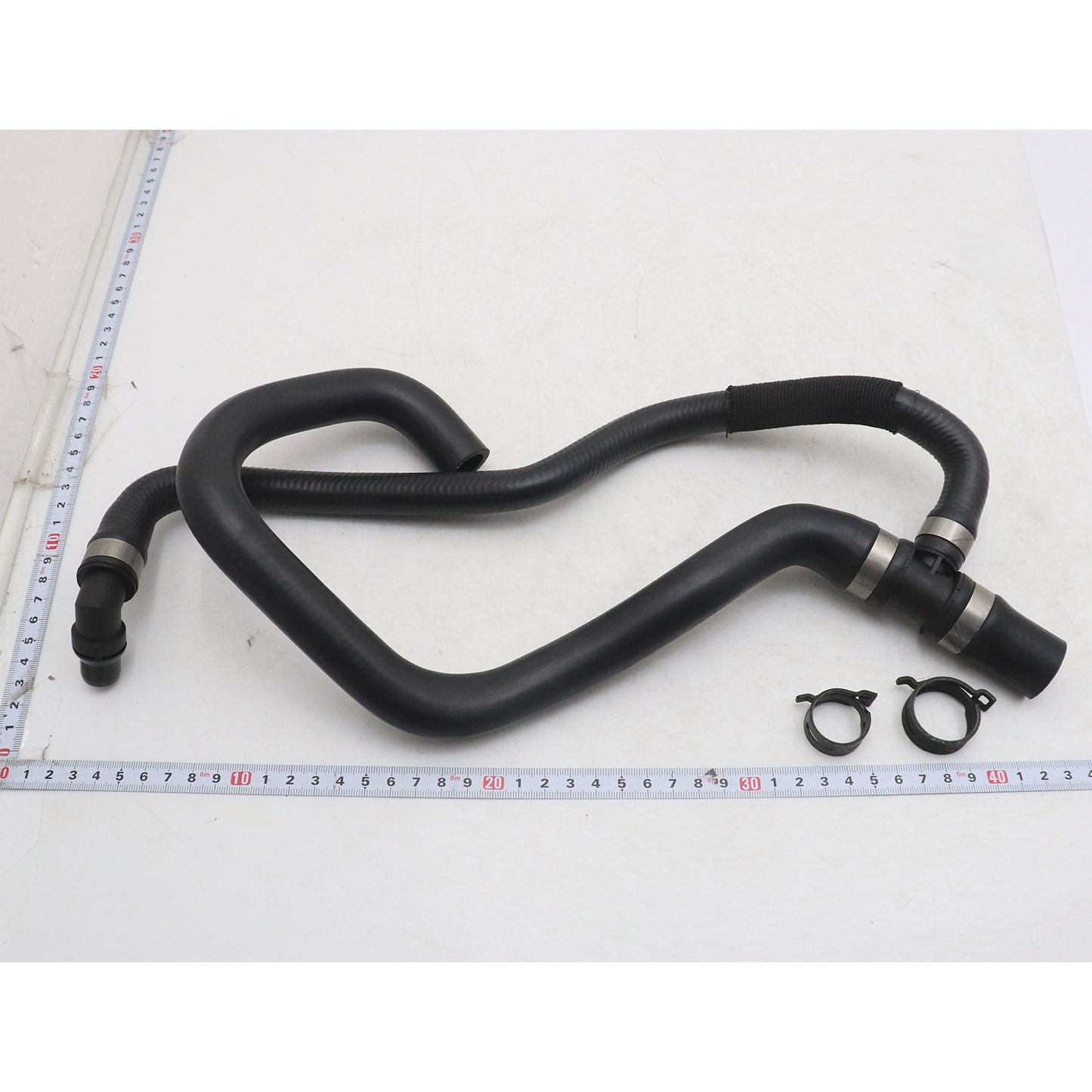 Fits Benz GL450 GLE400 GLS450 ML400 2015-2019 Engine Coolant Expansion Tank Hose