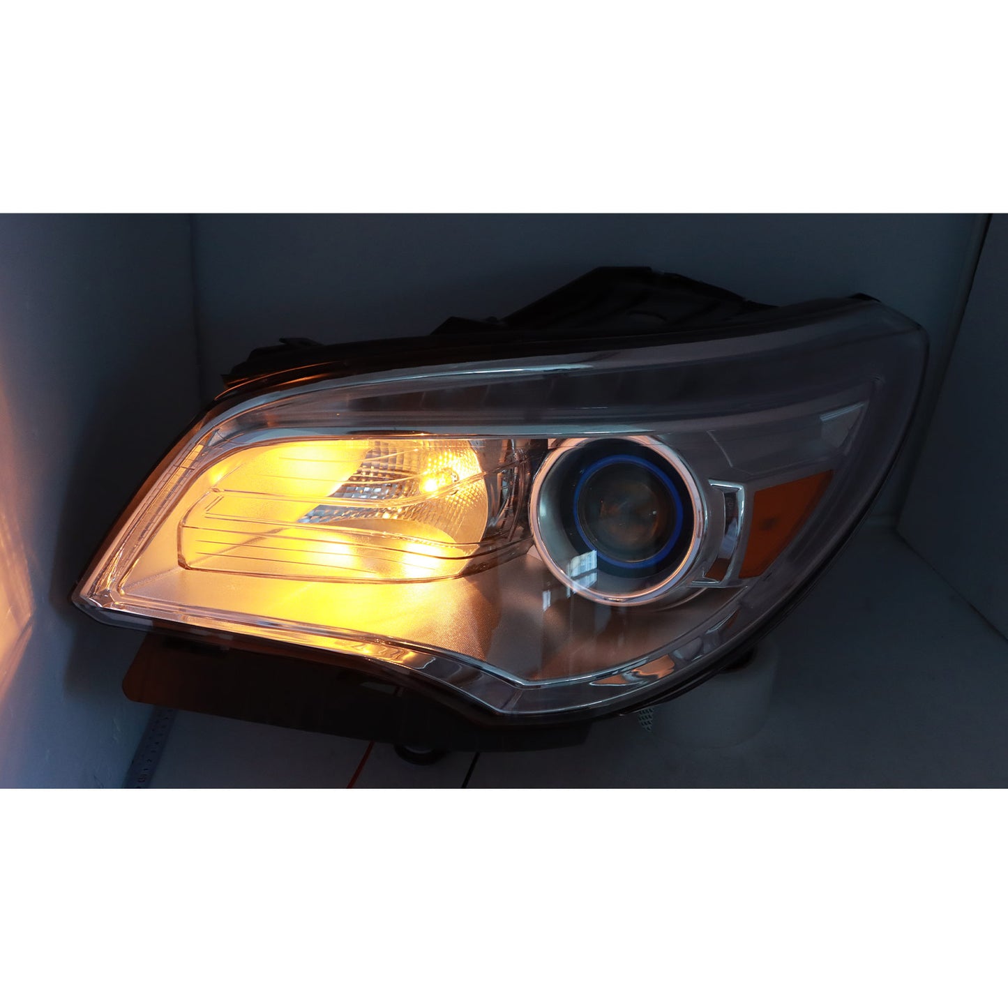 HID/Xenon w/o AFS Projector Headlight Driver Left For 2013-2017 Buick Enclave