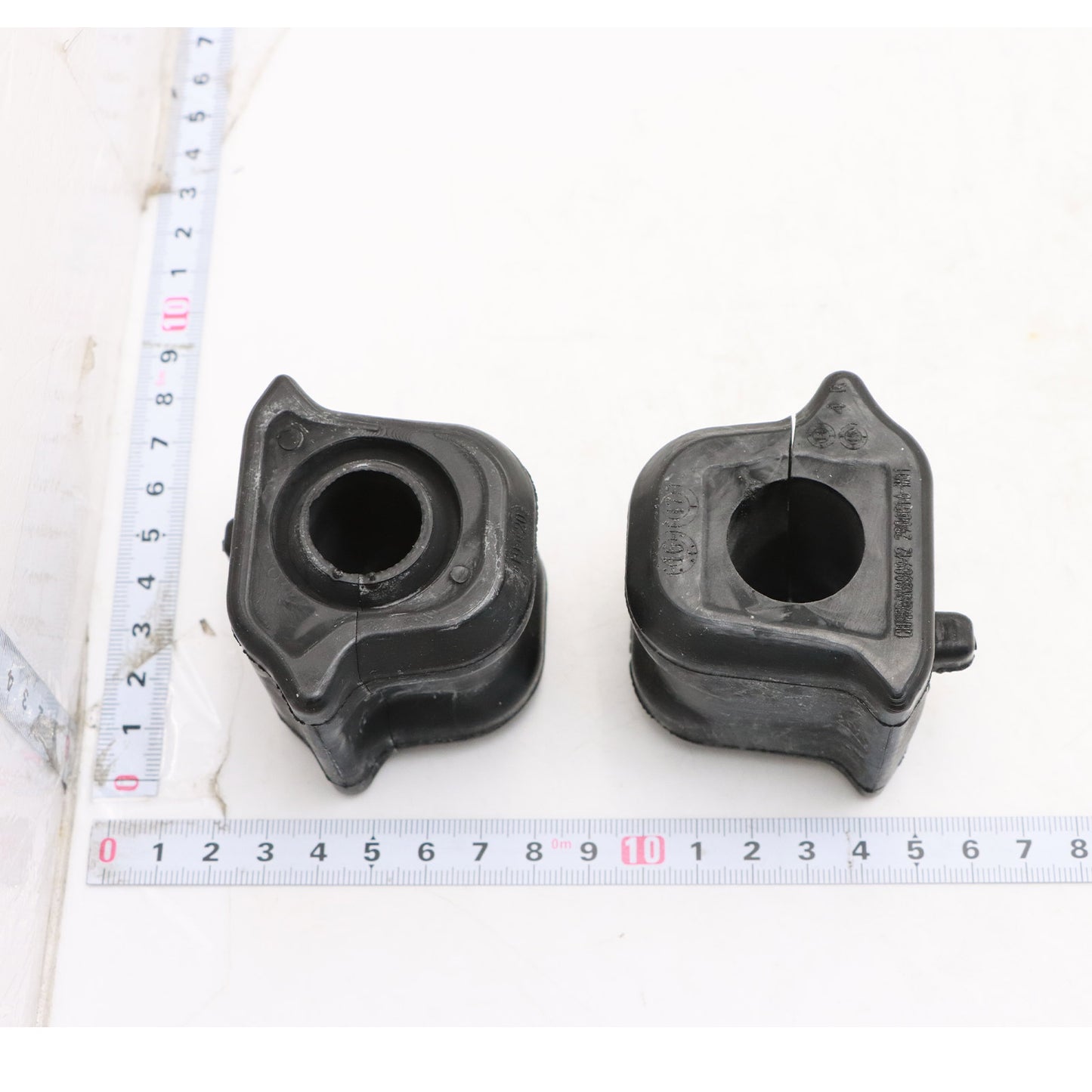For Toyota RAV4 2008-2015 Scion XB 2006 2007-2014 Front Stabilizer Bar Bushing
