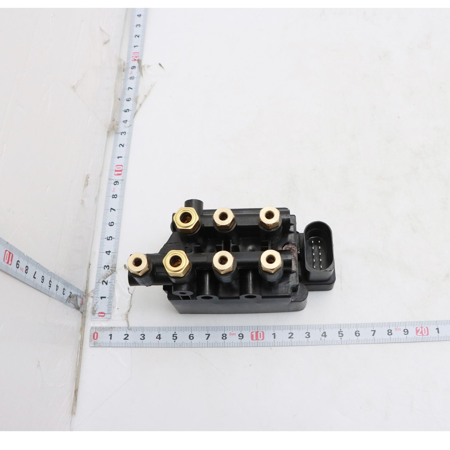 Air Suspension Valve Solenoid Block For Tesla Model S Model X 16-23 1027919-00-B