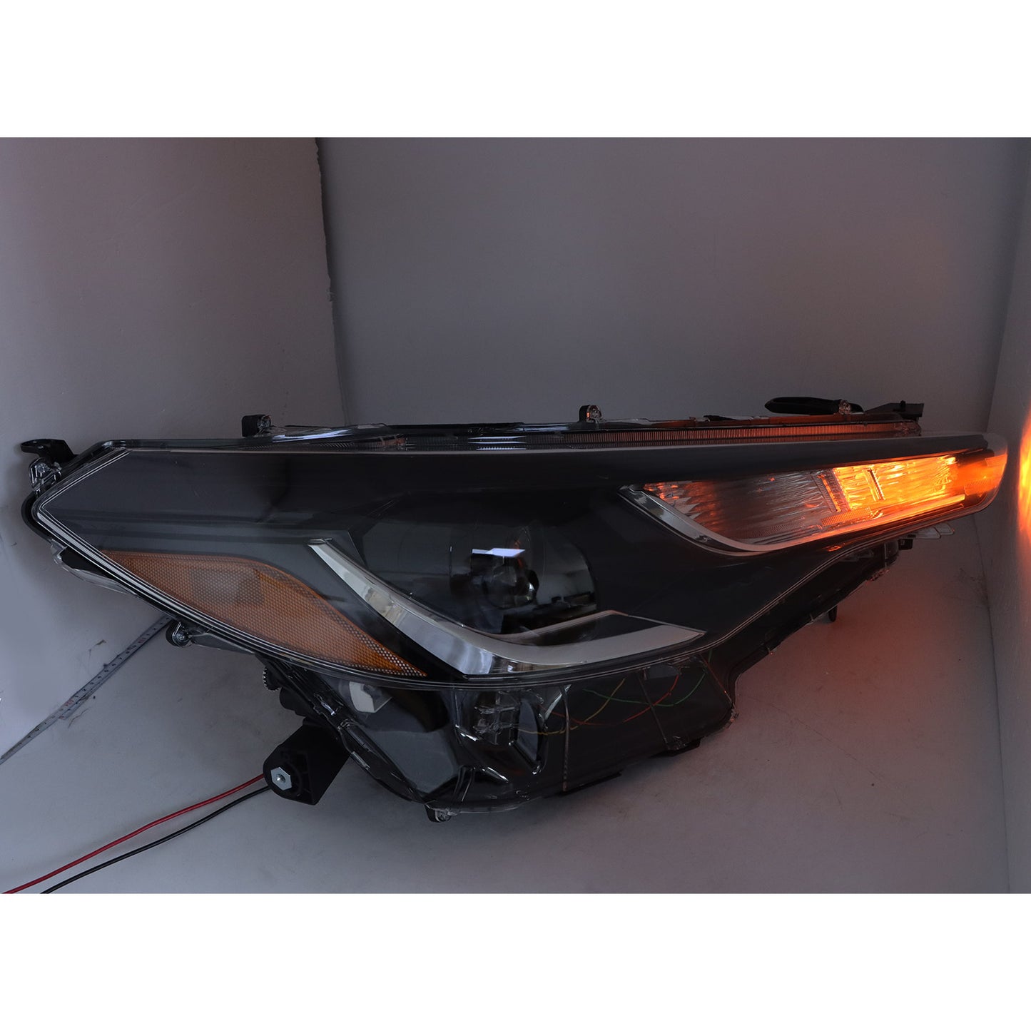 For 25 Toyota Corolla Cross Hybrid LE/Hybrid S/Hybrid SE Headlight LED Passenger