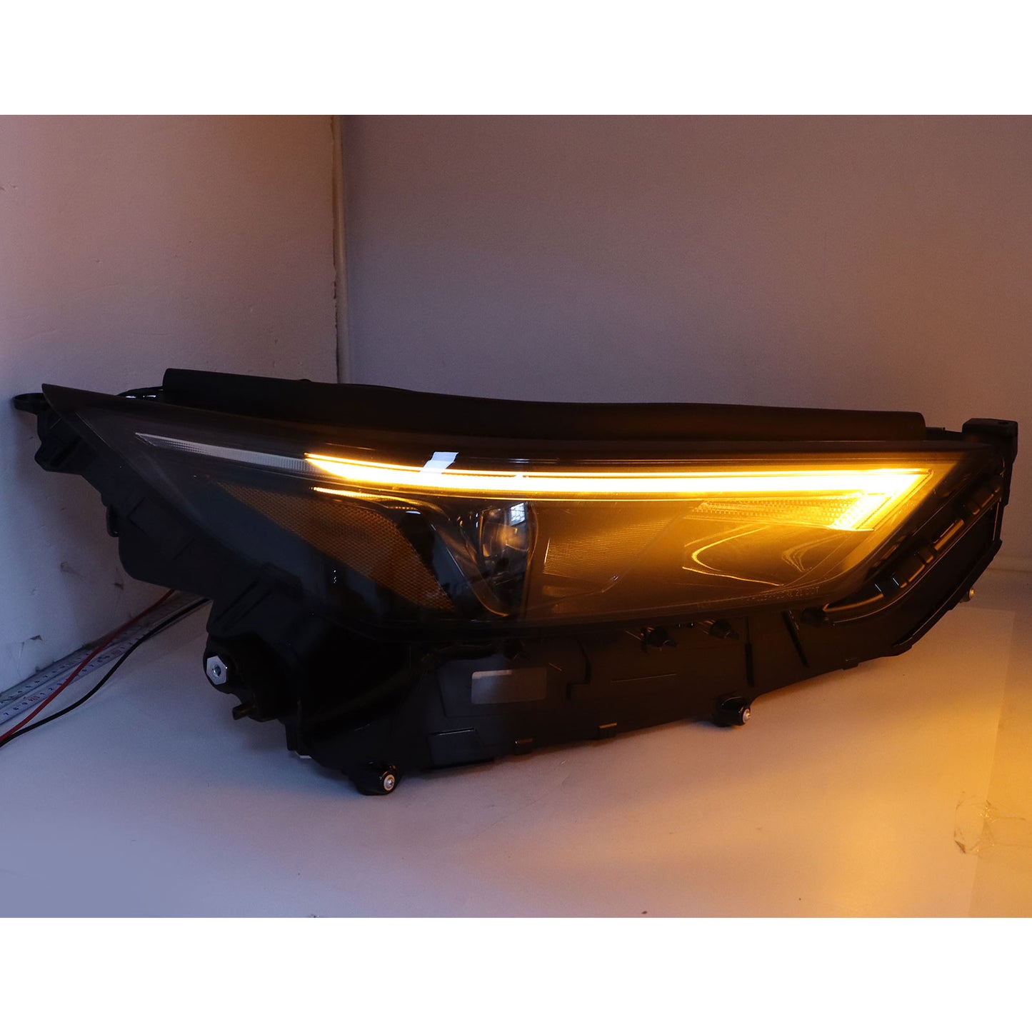 For Toyota Grand Highlander Limited/Platinum 2024 2025 Headlights LED DRL Right