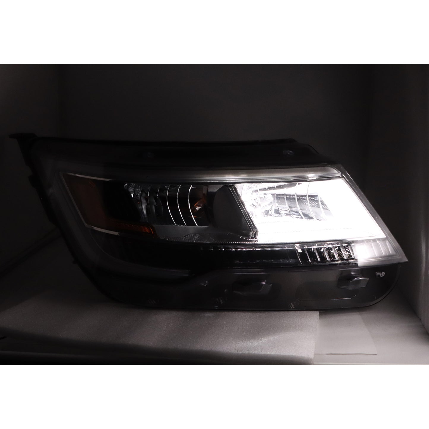 FB5Z13008B Right LED Headlight For 2016-2019 Ford Explorer Base W/O DRL