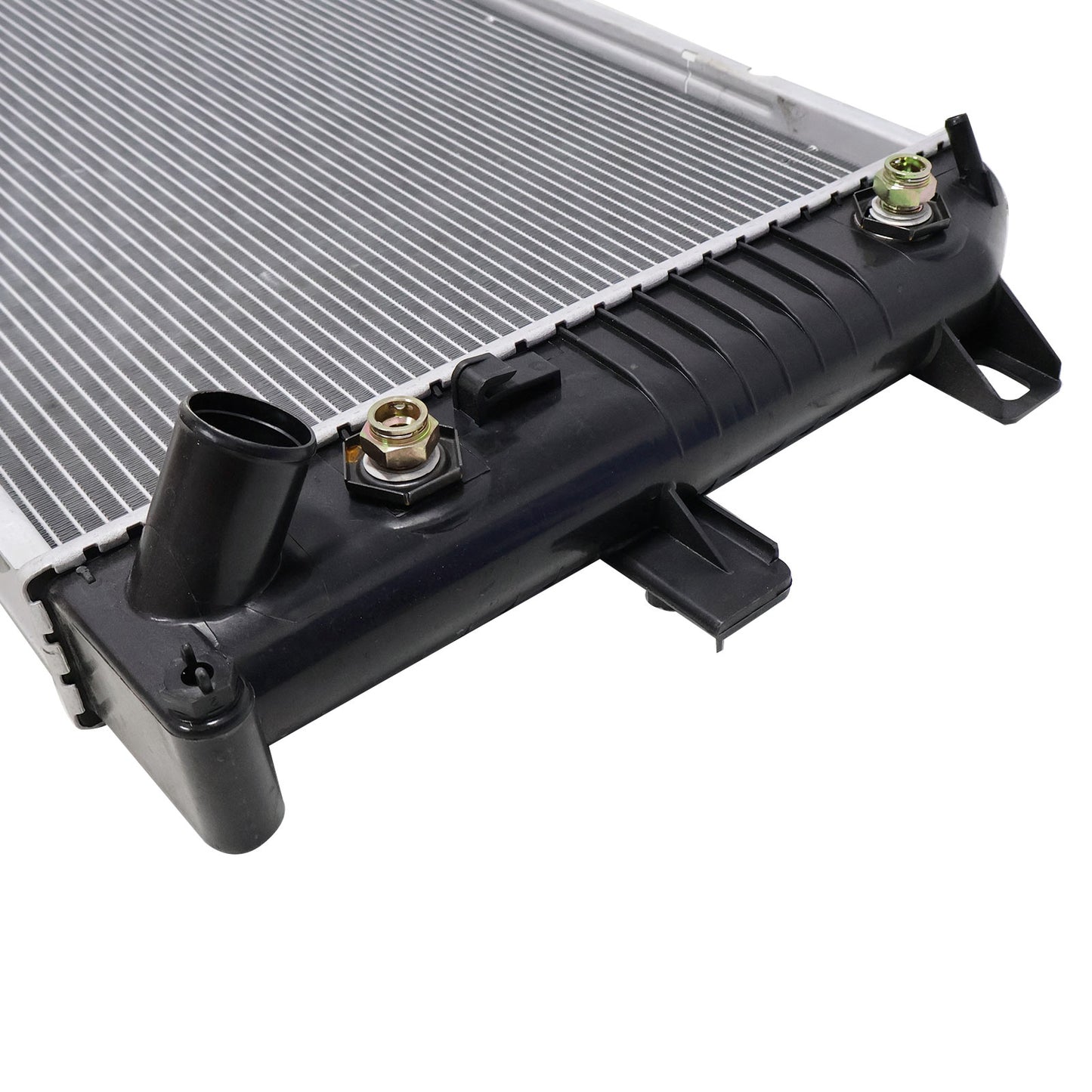 Aluminum Core Cooling Radiator 2757 For 01-05 Silverado Sierra 2500/3500 6.6L
