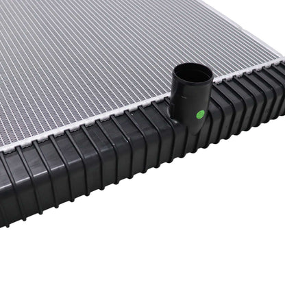 1X Radiator For International 3200 4200 4300 For Ford F650 F750 2004-2007