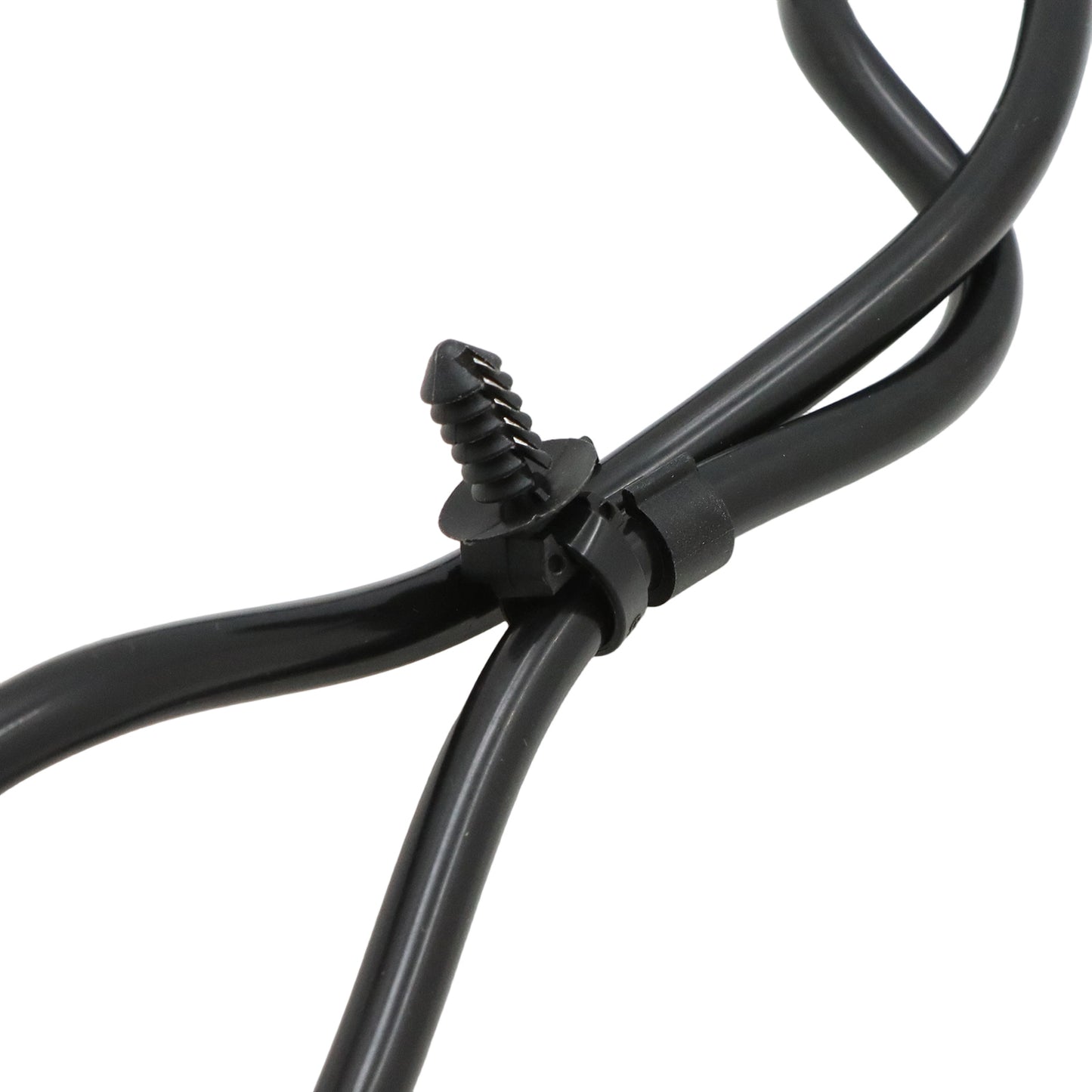 Fit For Mercedes-Benz W205 C180 C200 CLA180 New Engine Coolant Overflow Hose