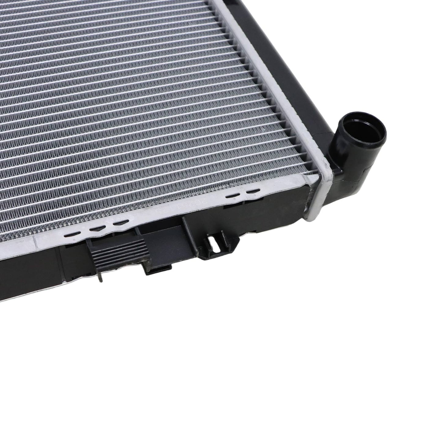 Radiator CU2069 2105001203 For Benz E300 W210 1996-1997 L6 3.0L E420 W210 E430