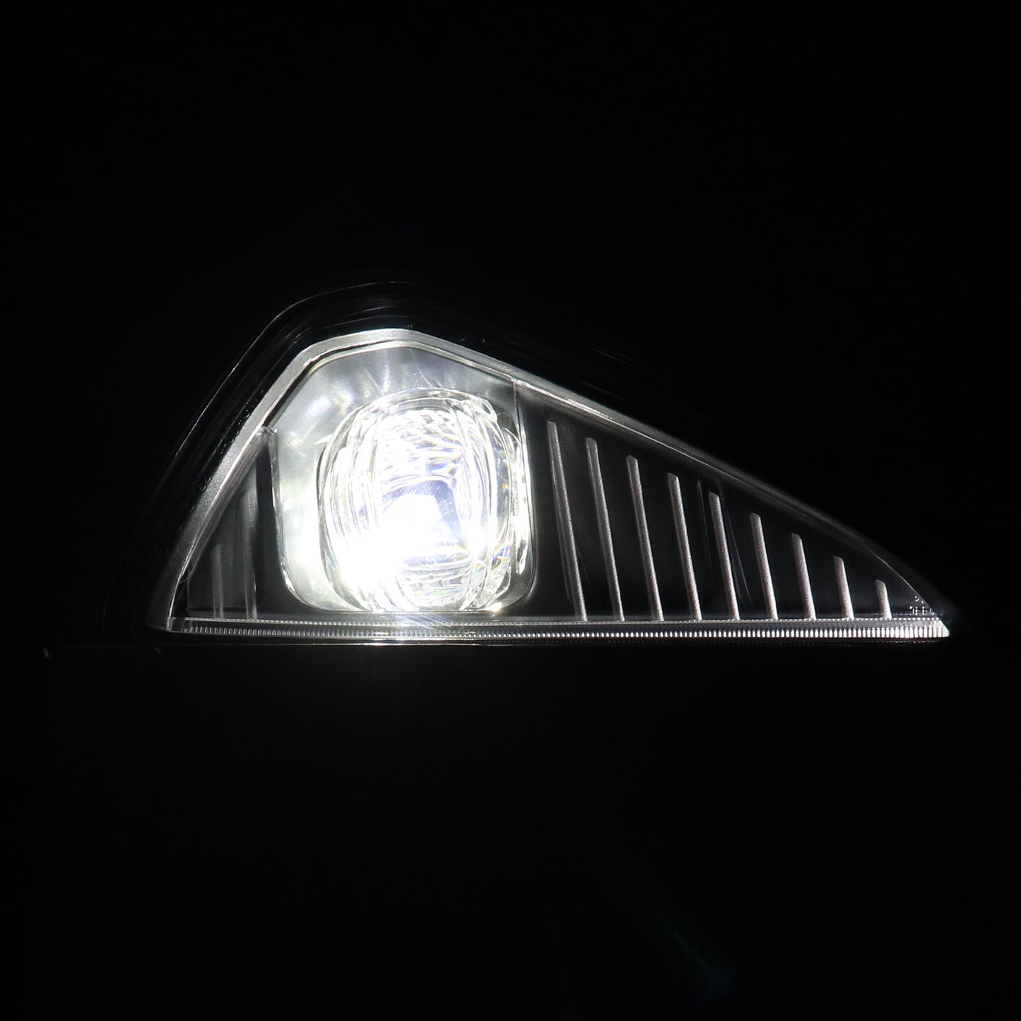 Right-hand Passenger Side For 2025 Subaru Forester Fog Lamp Light 84501SL000