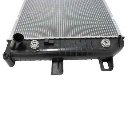 Aluminum Radiator for 01-05 Silverado Sierra 2500HD 3500 6.6L Diesel