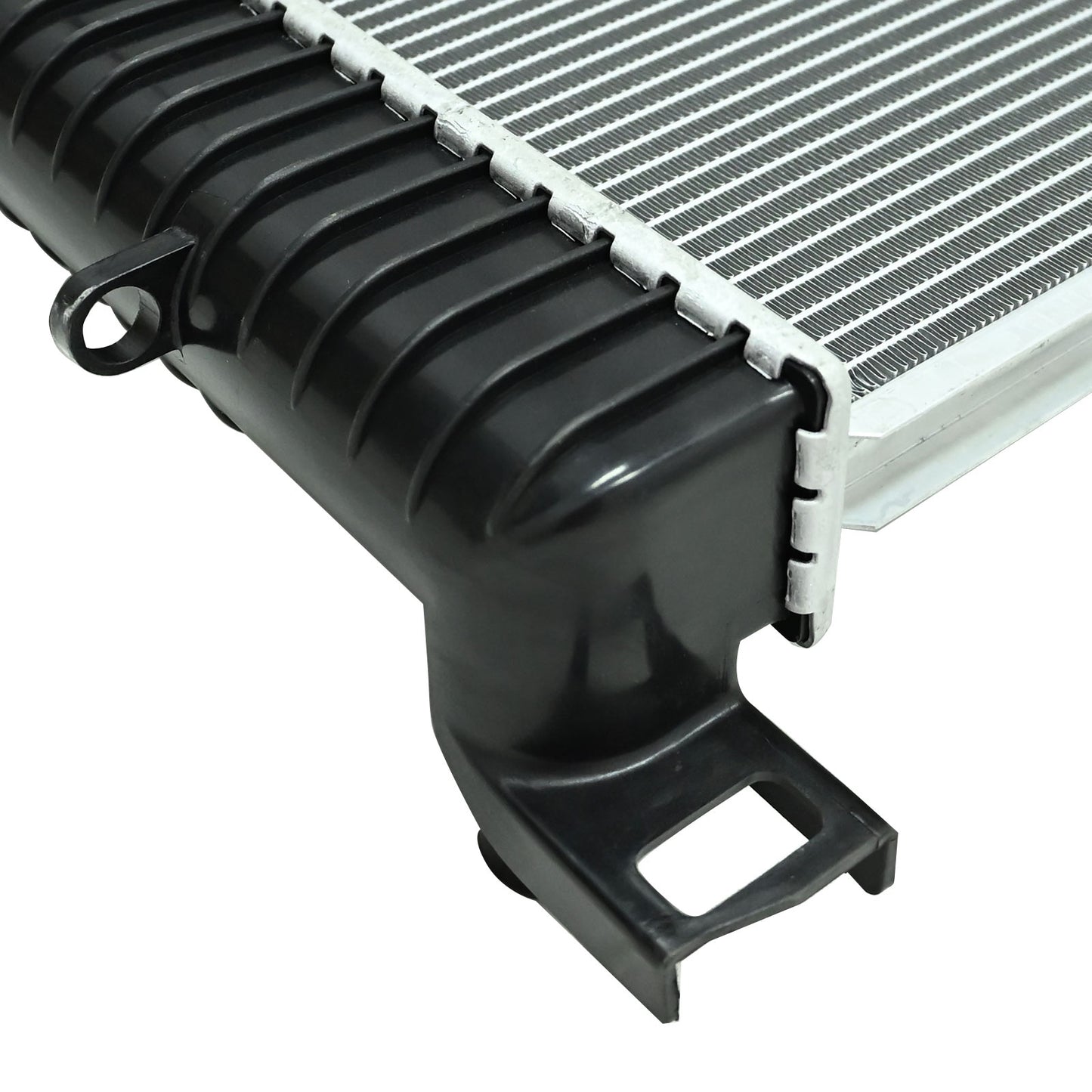 2370 Radiator For Chevy Silverado GMC Sierra Yukon H2 V6 V8 4.3L 5.3L CU2370