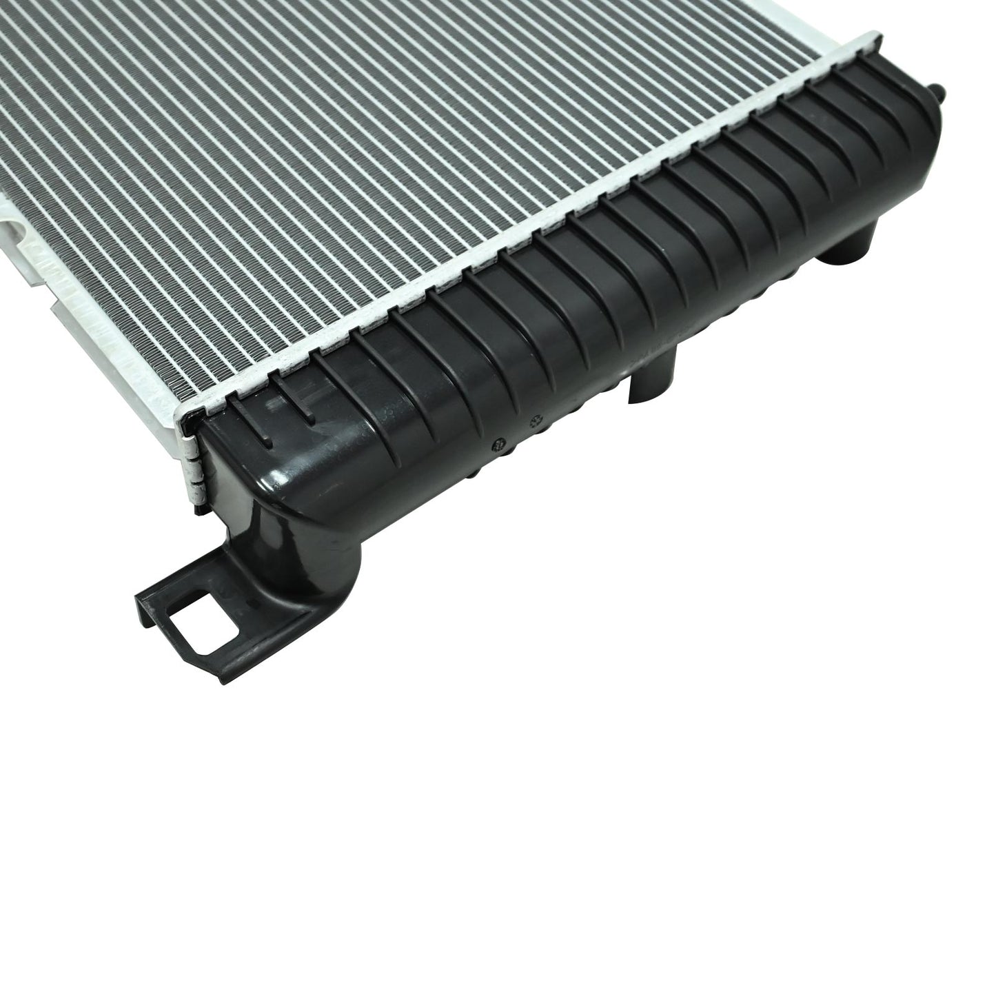 For GMC Sierra 1500 HD 2001-2003 2500 HD 2001-2011 Engine Coolant Radiator