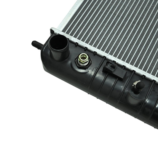 For GMC Sierra 1500 HD 2001-2003 2500 HD 2001-2011 Engine Coolant Radiator