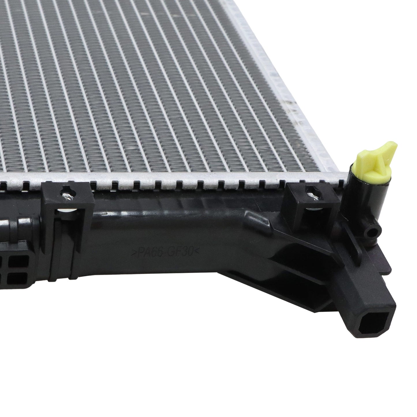 Fits for Jeep Cherokee 2.0L 2.4L 3.2L Engine Coolant Radiator Assembly 2019-2023