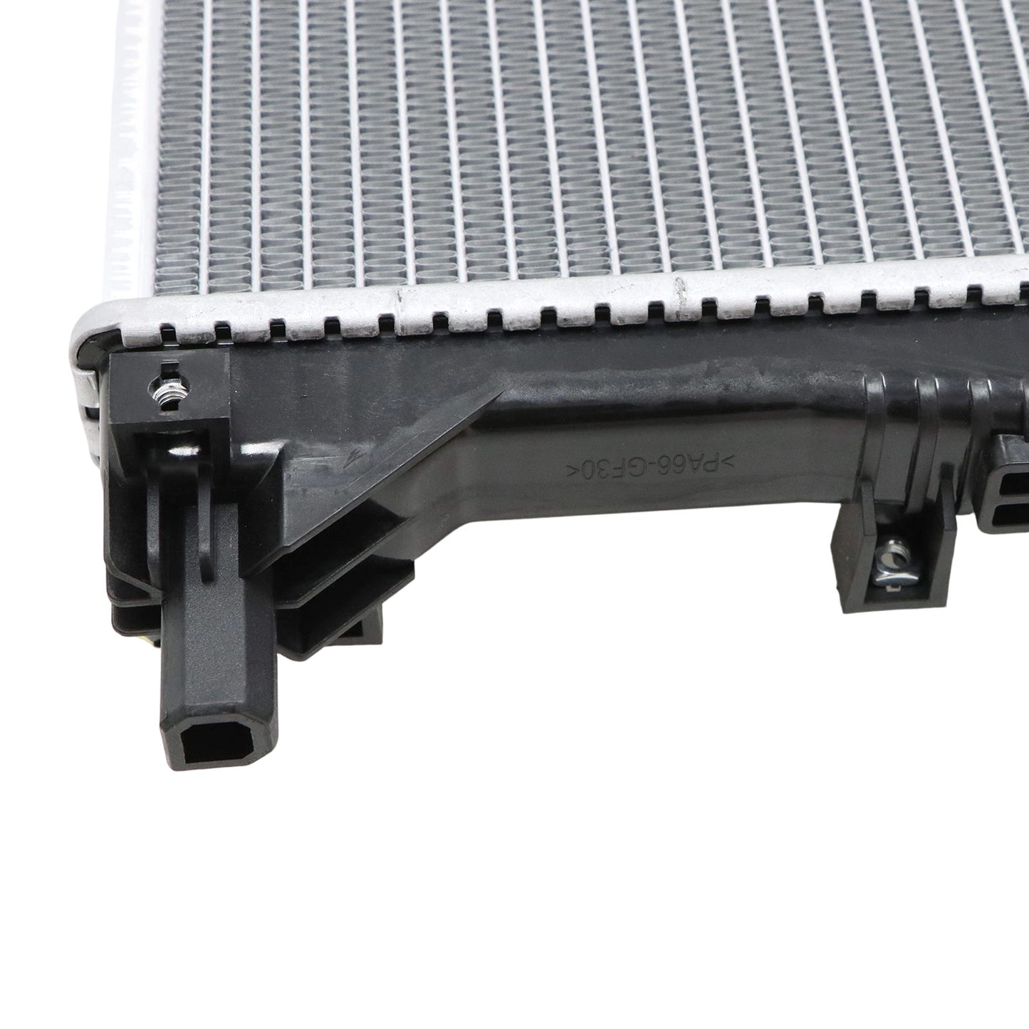 Fits for Jeep Cherokee 2.0L 2.4L 3.2L Engine Coolant Radiator Assembly 2019-2023